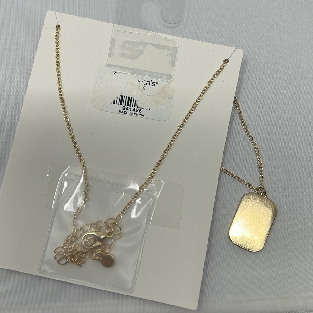 The Empress Femininity Beauty Abundance Gold Heart Necklace - Picture 6 of 6